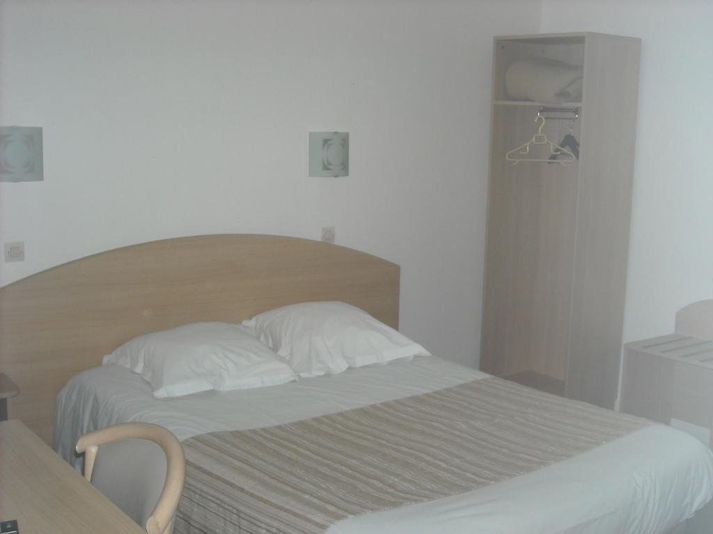 Hotel De Rennes Le Mans