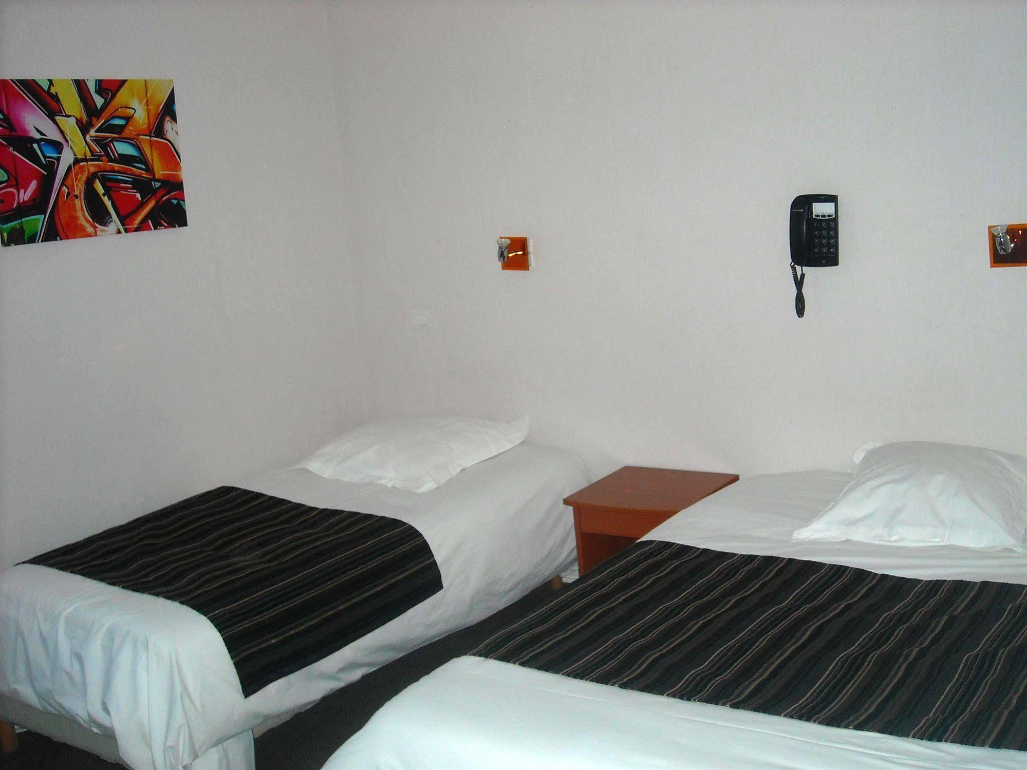 De Rennes Hotel 2*
