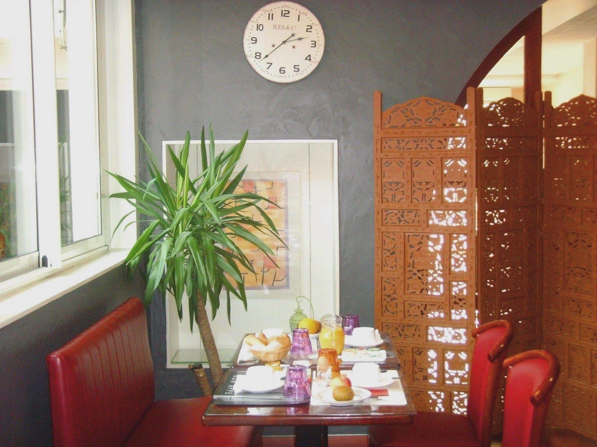 De Rennes Hotel